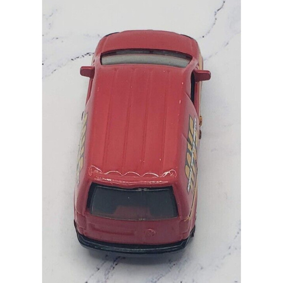 Matchbox 2006 Volkswagen Caddy City Action Series Red Panel MiniVan MB-741 - Picture 5 of 7